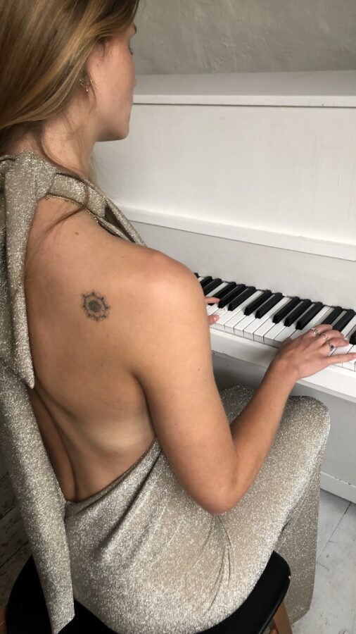 E24C4A03-7892-4627-B767-ADFCBAA6D4AD E24C4A03-7892-4627-B767-ADFCBAA6D4AD